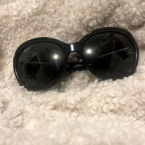 Women’s Ray Ban Sunglasses